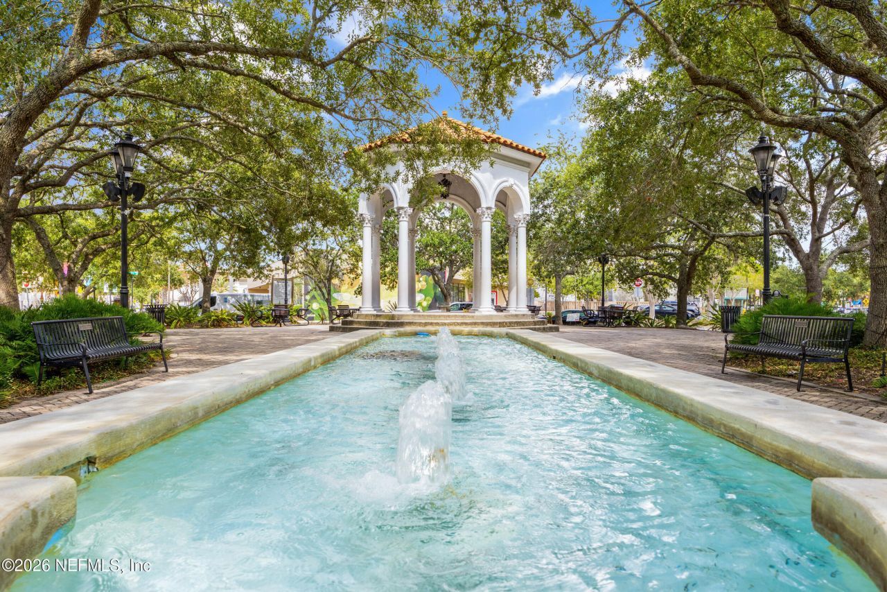 959 Maple Lane, Jacksonville, FL 32207 Photo