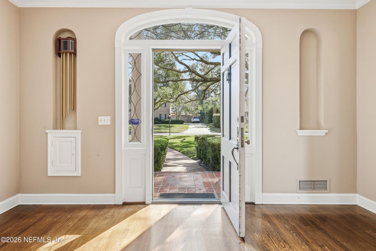 959 Maple Lane, Jacksonville, FL 32207 Photo