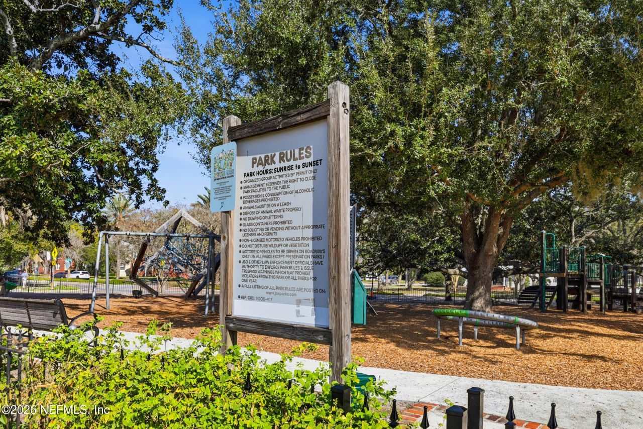 959 Maple Lane, Jacksonville, FL 32207 Photo