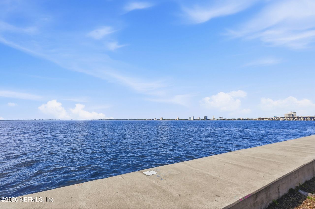 959 Maple Lane, Jacksonville, FL 32207 Photo