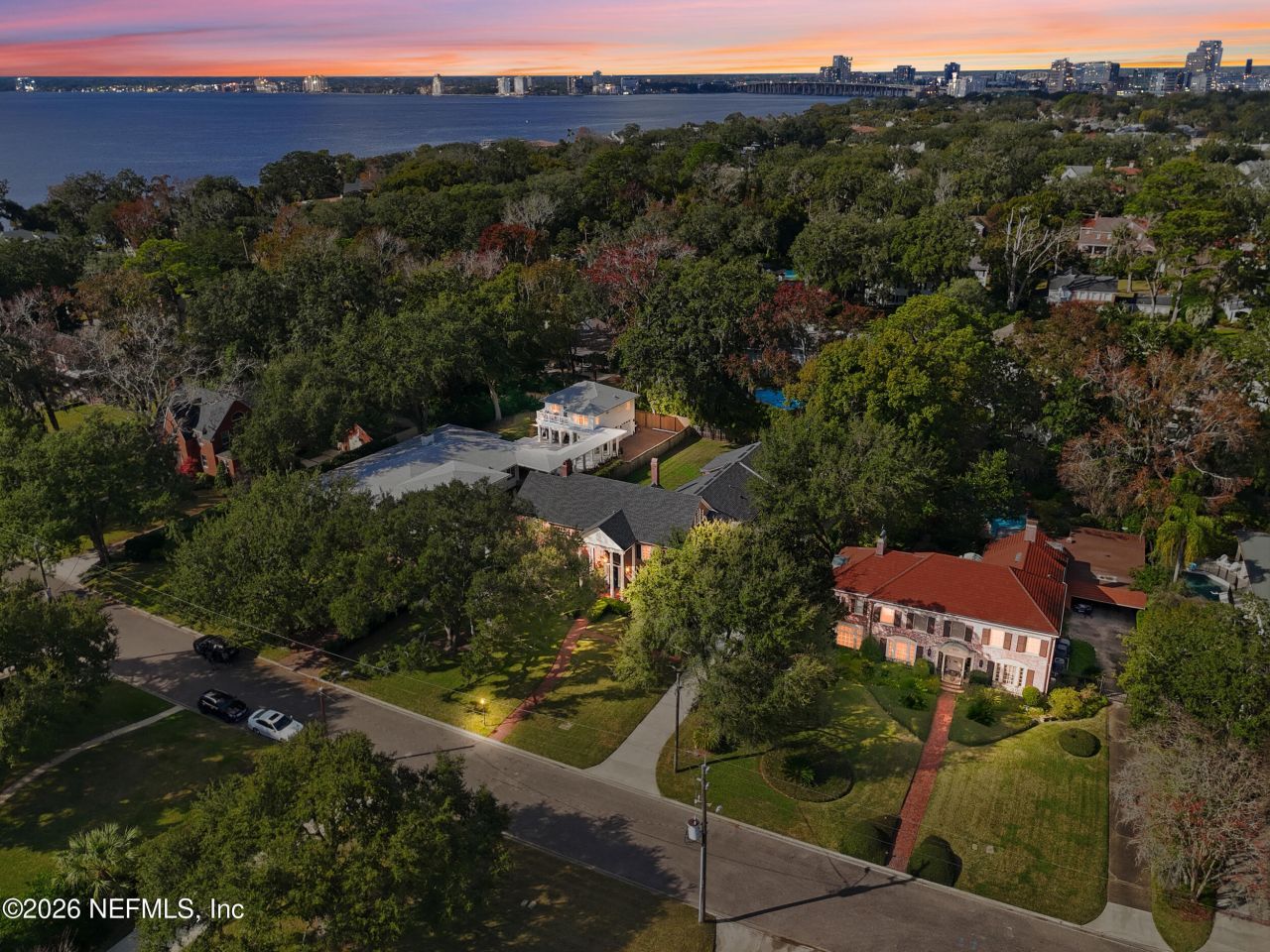 959 Maple Lane, Jacksonville, FL 32207 Photo