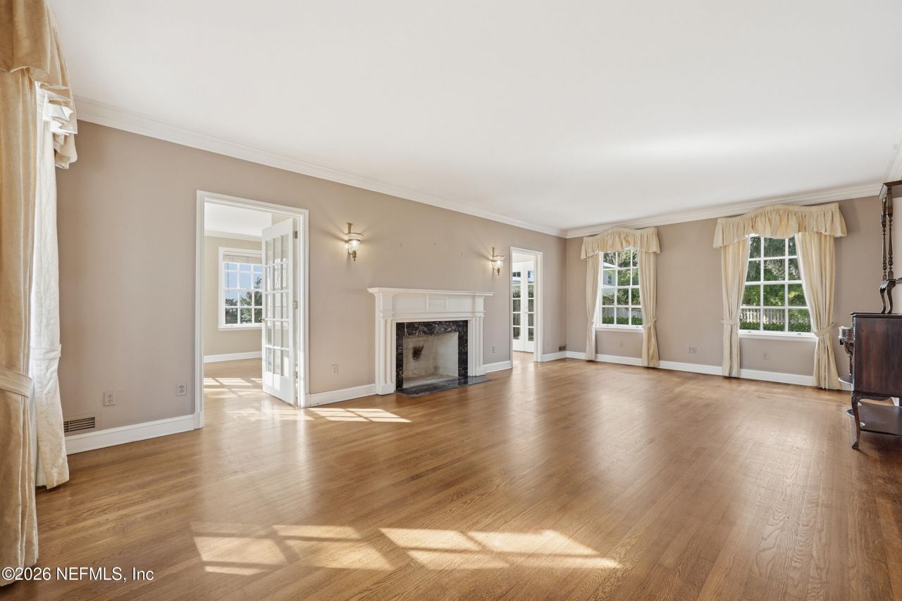 959 Maple Lane, Jacksonville, FL 32207 Photo