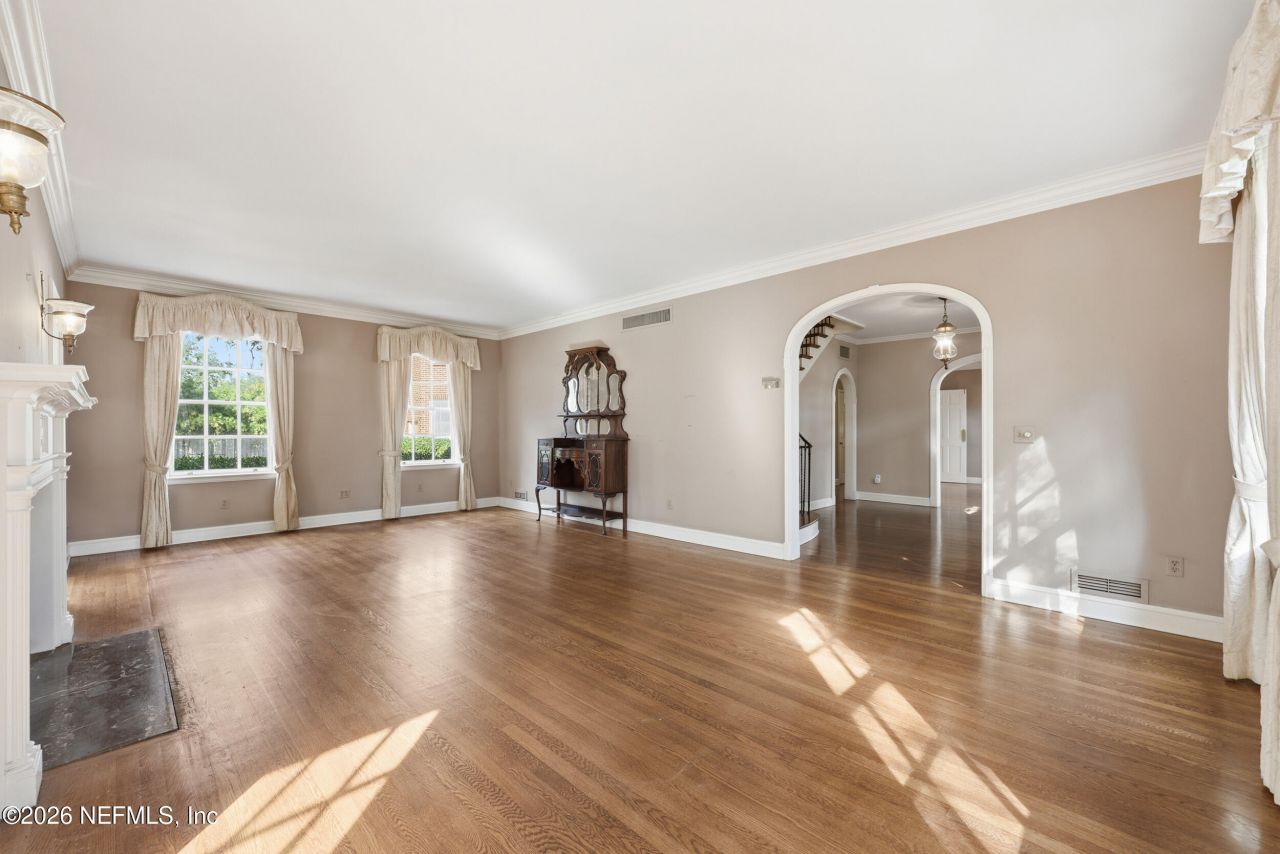 959 Maple Lane, Jacksonville, FL 32207 Photo