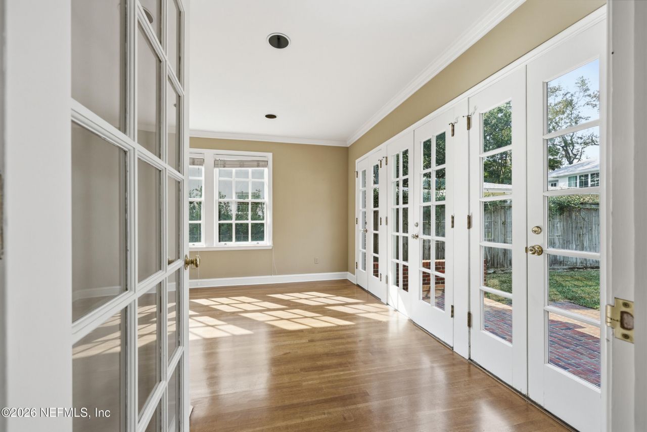 959 Maple Lane, Jacksonville, FL 32207 Photo