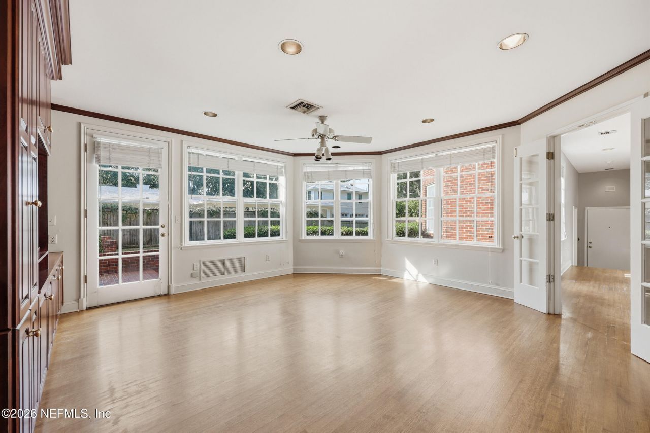 959 Maple Lane, Jacksonville, FL 32207 Photo