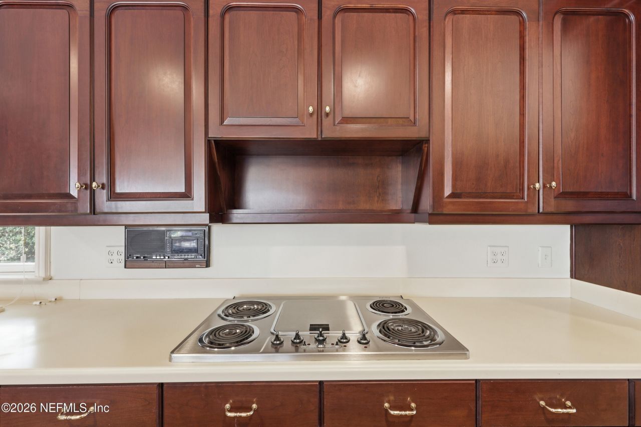 959 Maple Lane, Jacksonville, FL 32207 Photo