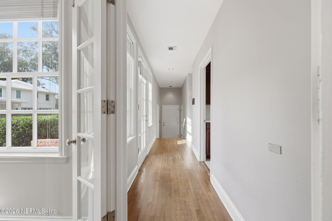 959 Maple Lane, Jacksonville, FL 32207 Photo