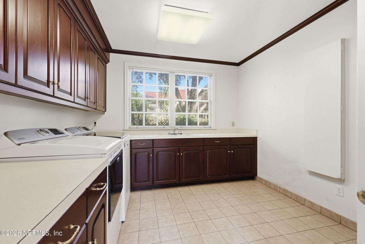 959 Maple Lane, Jacksonville, FL 32207 Photo