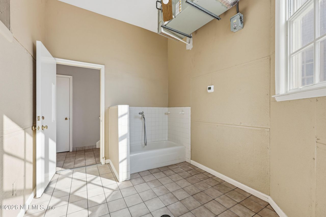 959 Maple Lane, Jacksonville, FL 32207 Photo