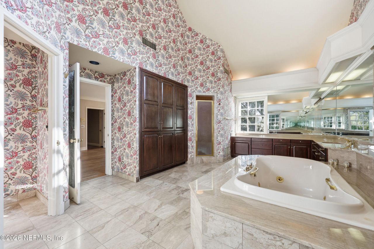 959 Maple Lane, Jacksonville, FL 32207 Photo