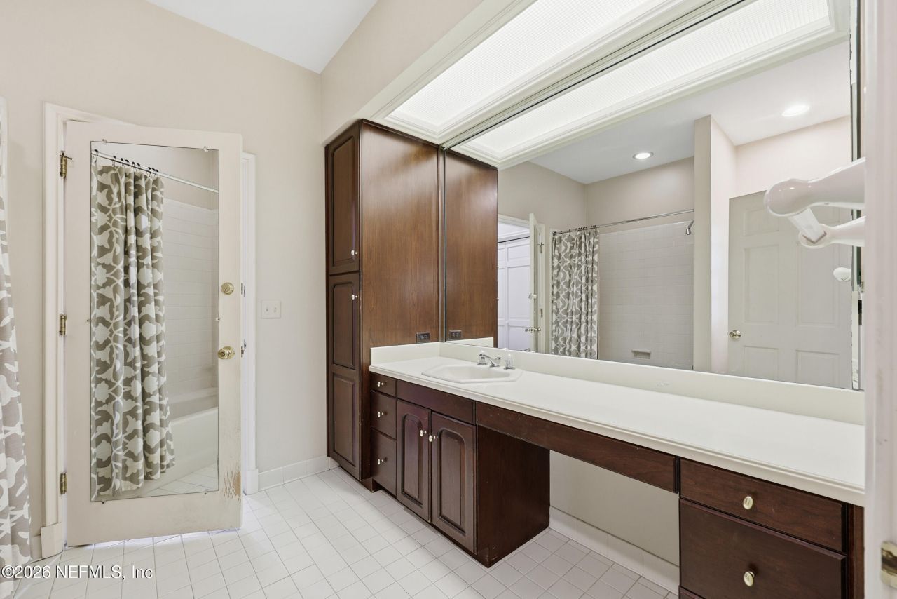 959 Maple Lane, Jacksonville, FL 32207 Photo