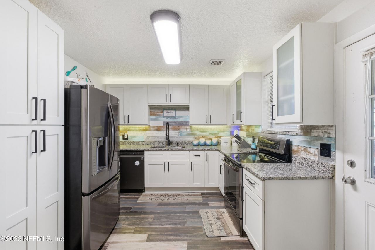 1363 N Carbondale Drive, Jacksonville, FL 32208 Photo