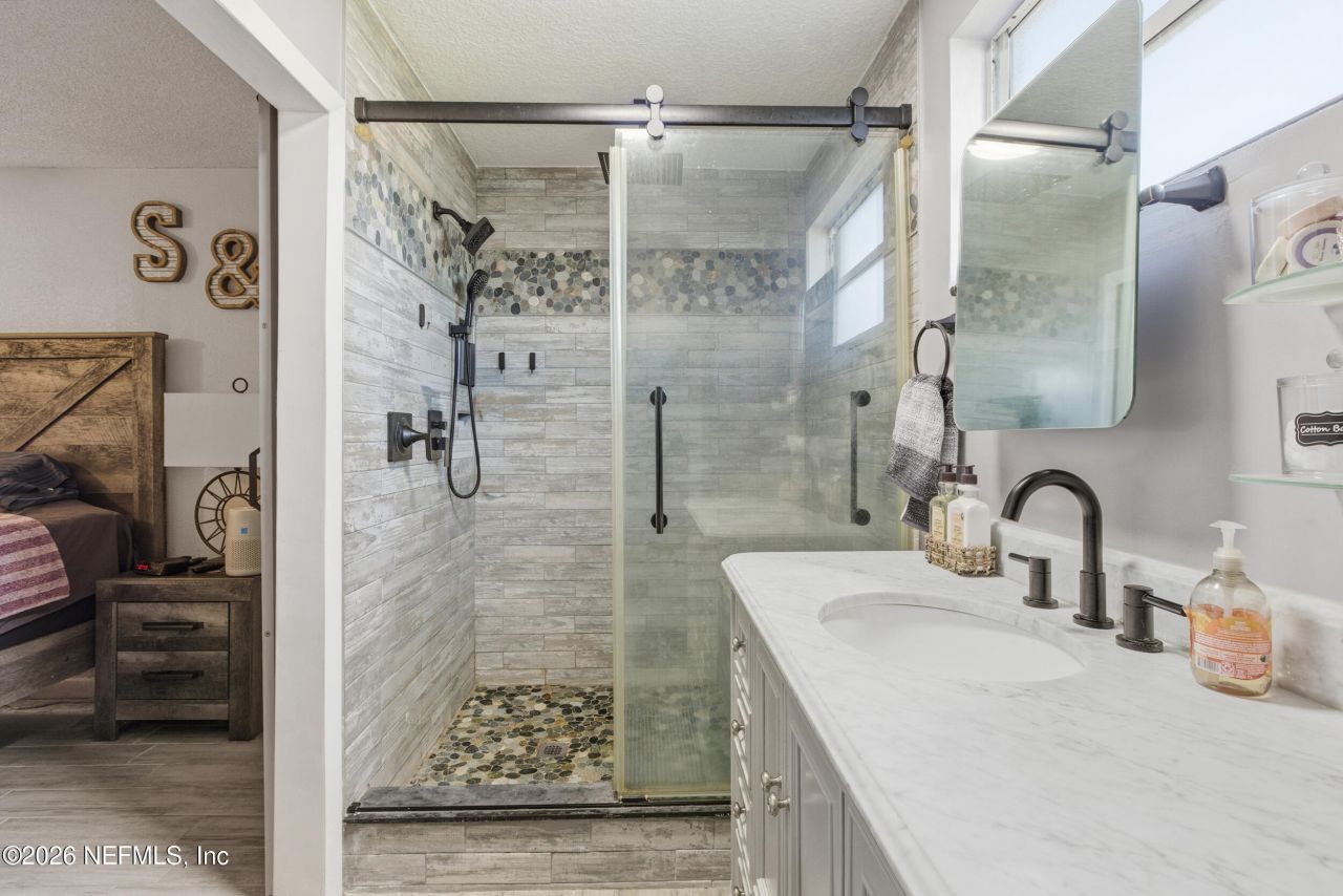 1363 N Carbondale Drive, Jacksonville, FL 32208 Photo