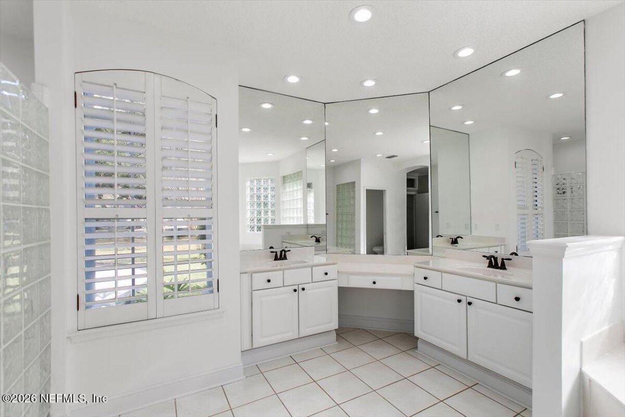 8278 Persimmon Hill Lane, Jacksonville, FL 32256 Photo