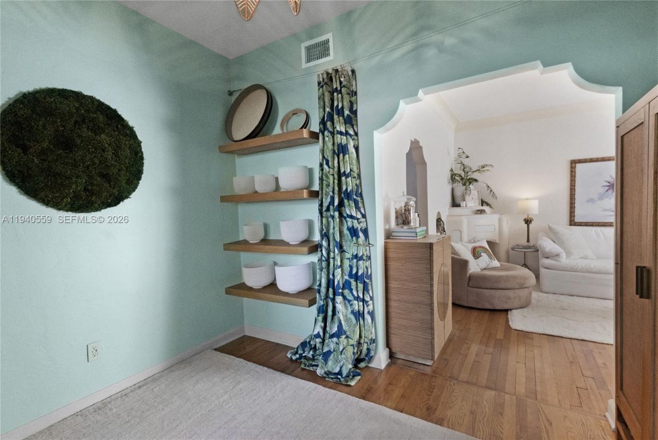 826 Euclid Ave, Unit 11, Miami Beach, FL 33139 Photo