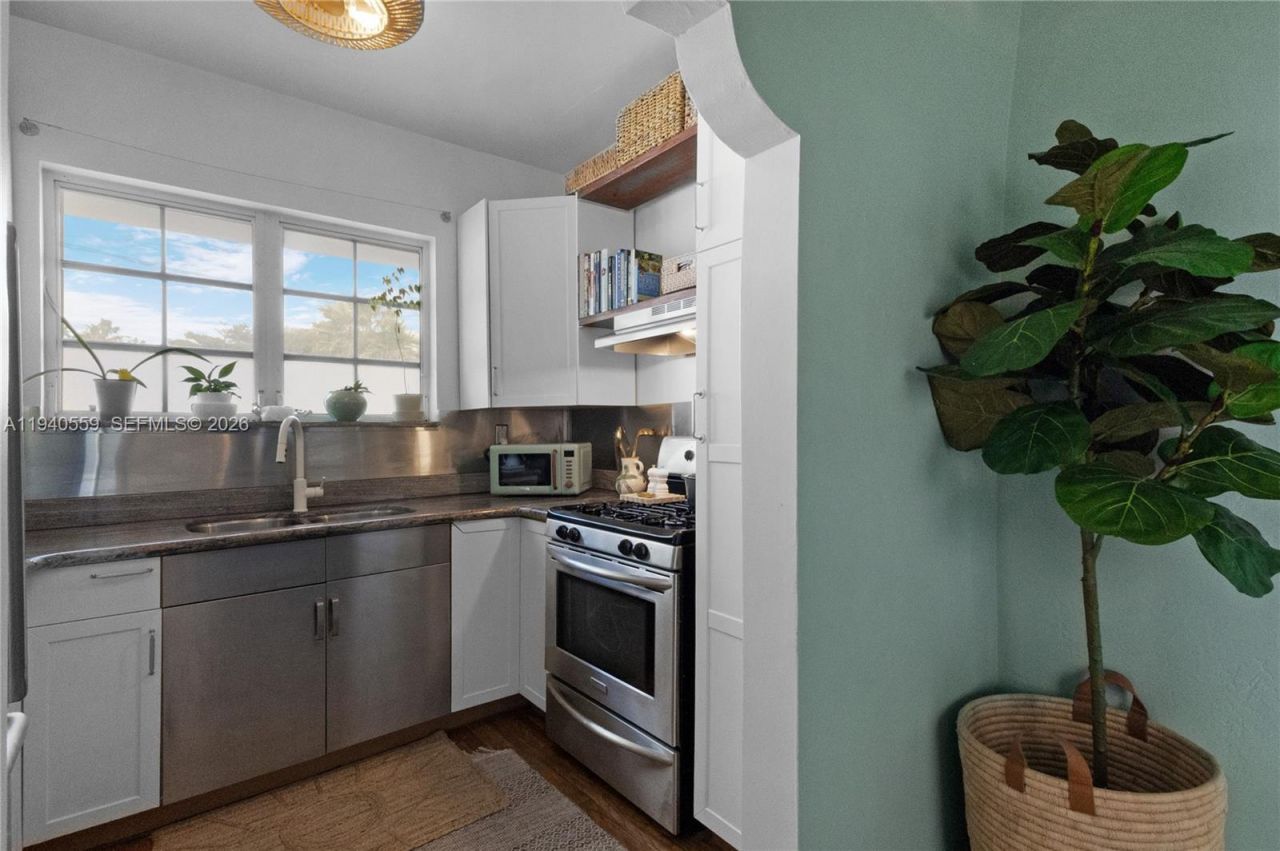 826 Euclid Ave, Unit 11, Miami Beach, FL 33139 Photo