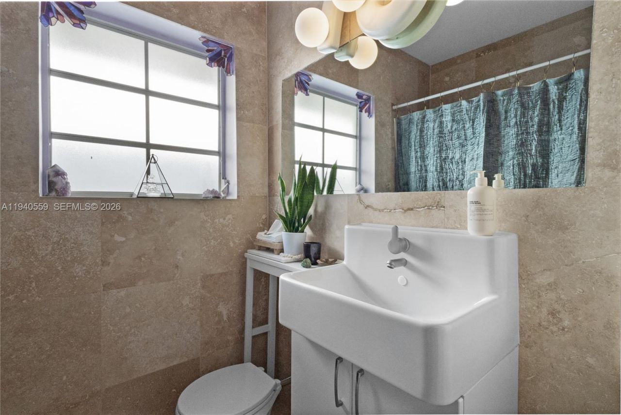 826 Euclid Ave, Unit 11, Miami Beach, FL 33139 Photo