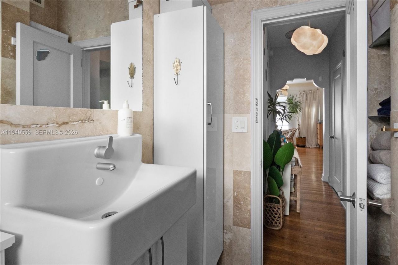 826 Euclid Ave, Unit 11, Miami Beach, FL 33139 Photo