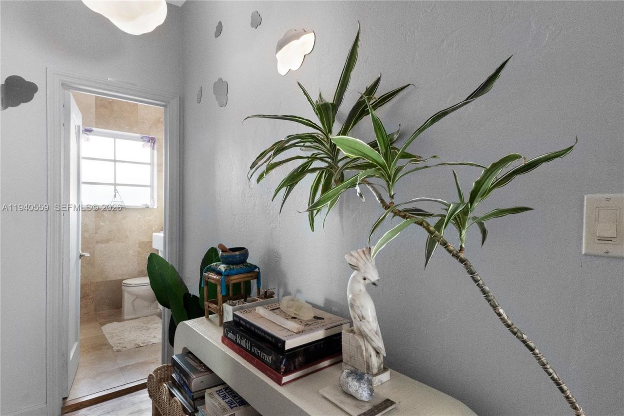 826 Euclid Ave, Unit 11, Miami Beach, FL 33139 Photo