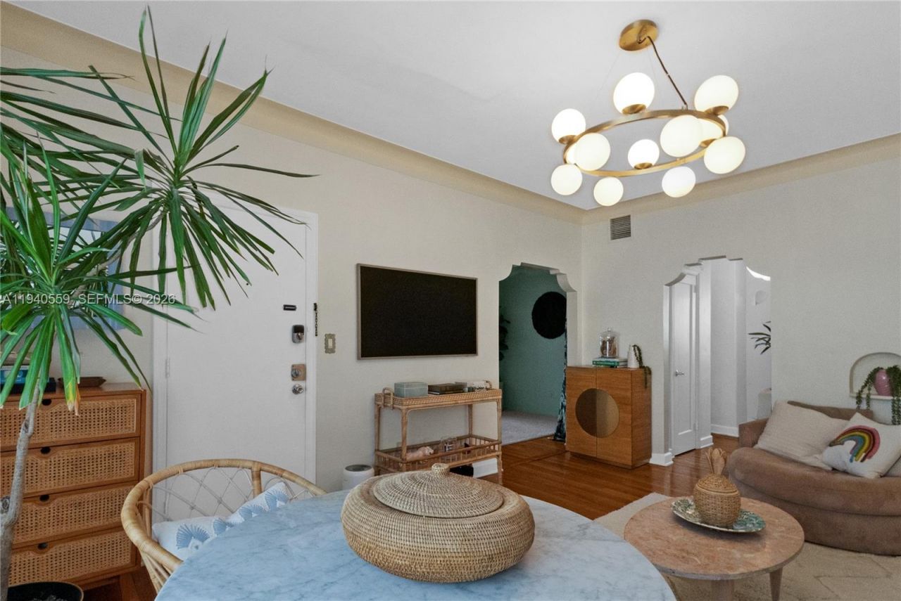 826 Euclid Ave, Unit 11, Miami Beach, FL 33139 Photo