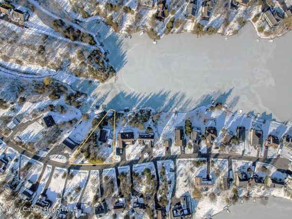 107 Longwood Drive, Athens, NY 12015