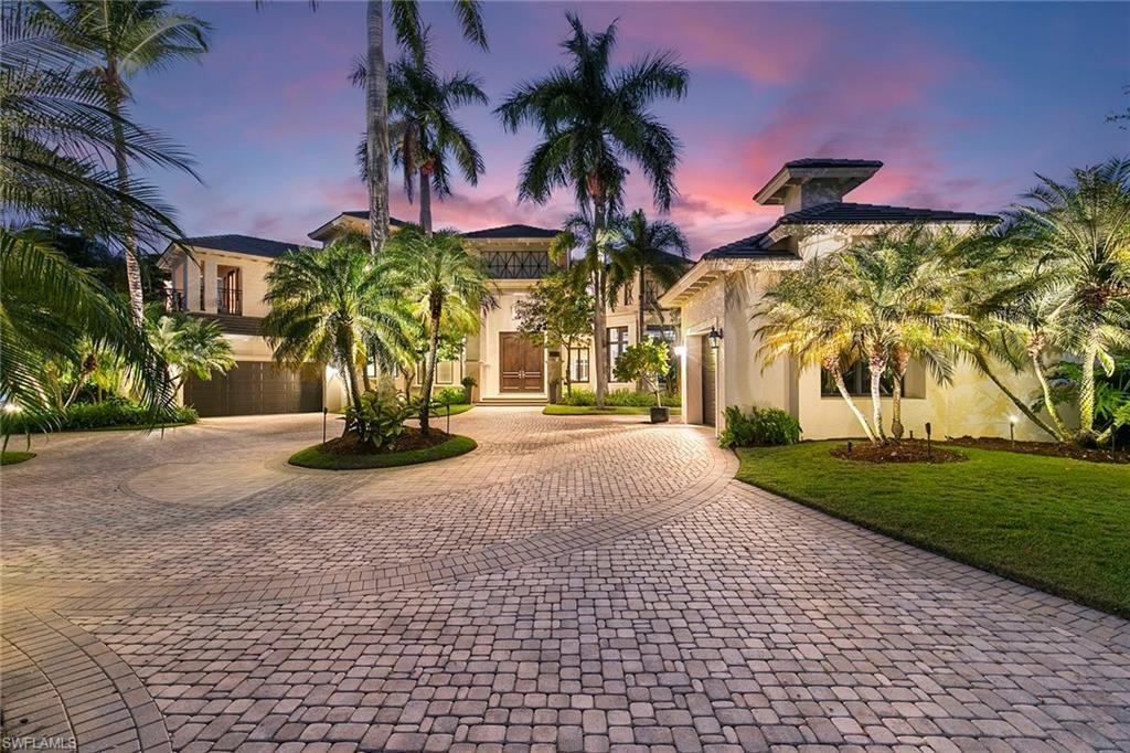 9655 Mashie Ct, Naples, FL 34108 Main Photo