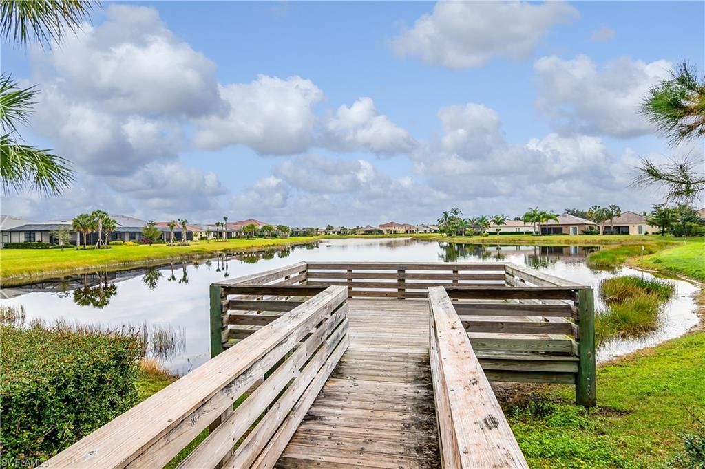 2022 Fairmont Ln, Naples, FL 34120 Photo