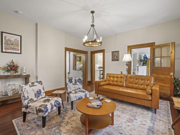 102 W Lincoln Avenue, Delaware, OH 43015