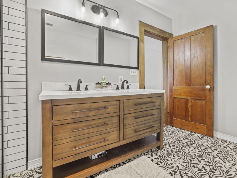 102 W Lincoln Avenue, Delaware, OH 43015 Photo 98