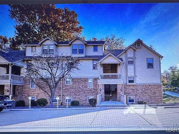 2262 Rule Avenue, Maryland Heights, MO 63043