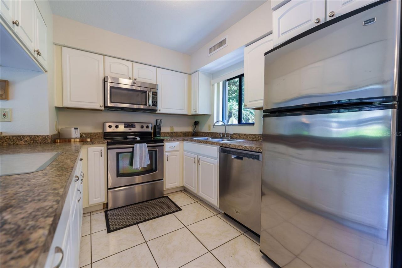 5685 Ashton Lake Drive, Sarasota, FL 34231 Photo