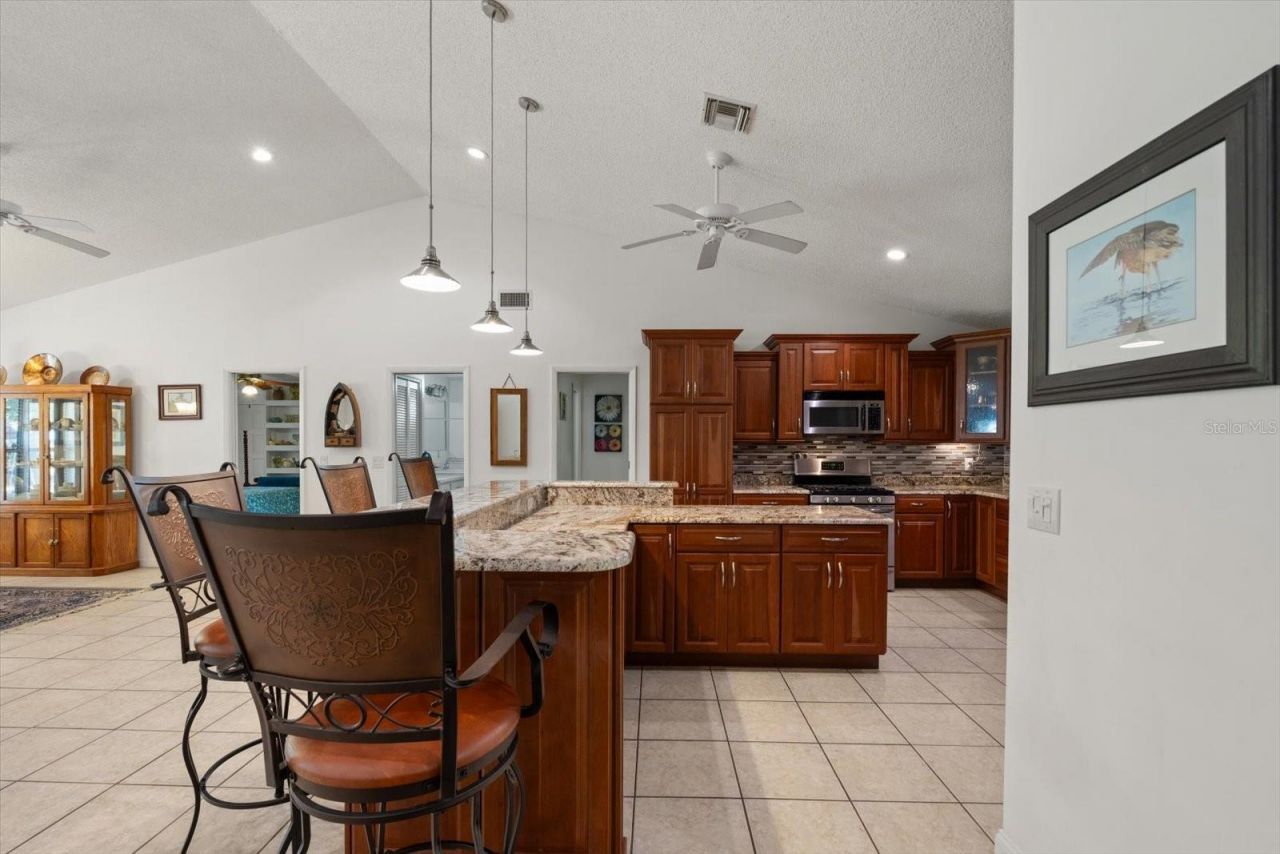 13719 Seminole Trail, Wimauma, FL 33598 Photo