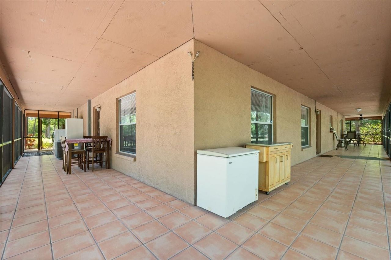 13719 Seminole Trail, Wimauma, FL 33598 Photo