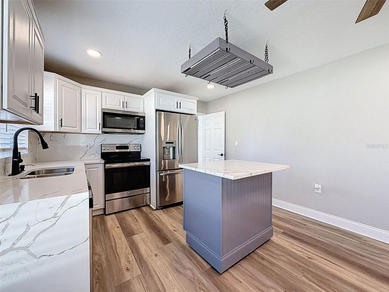 9161 Royal Palm Avenue, New Port Richey, FL 34654 Photo