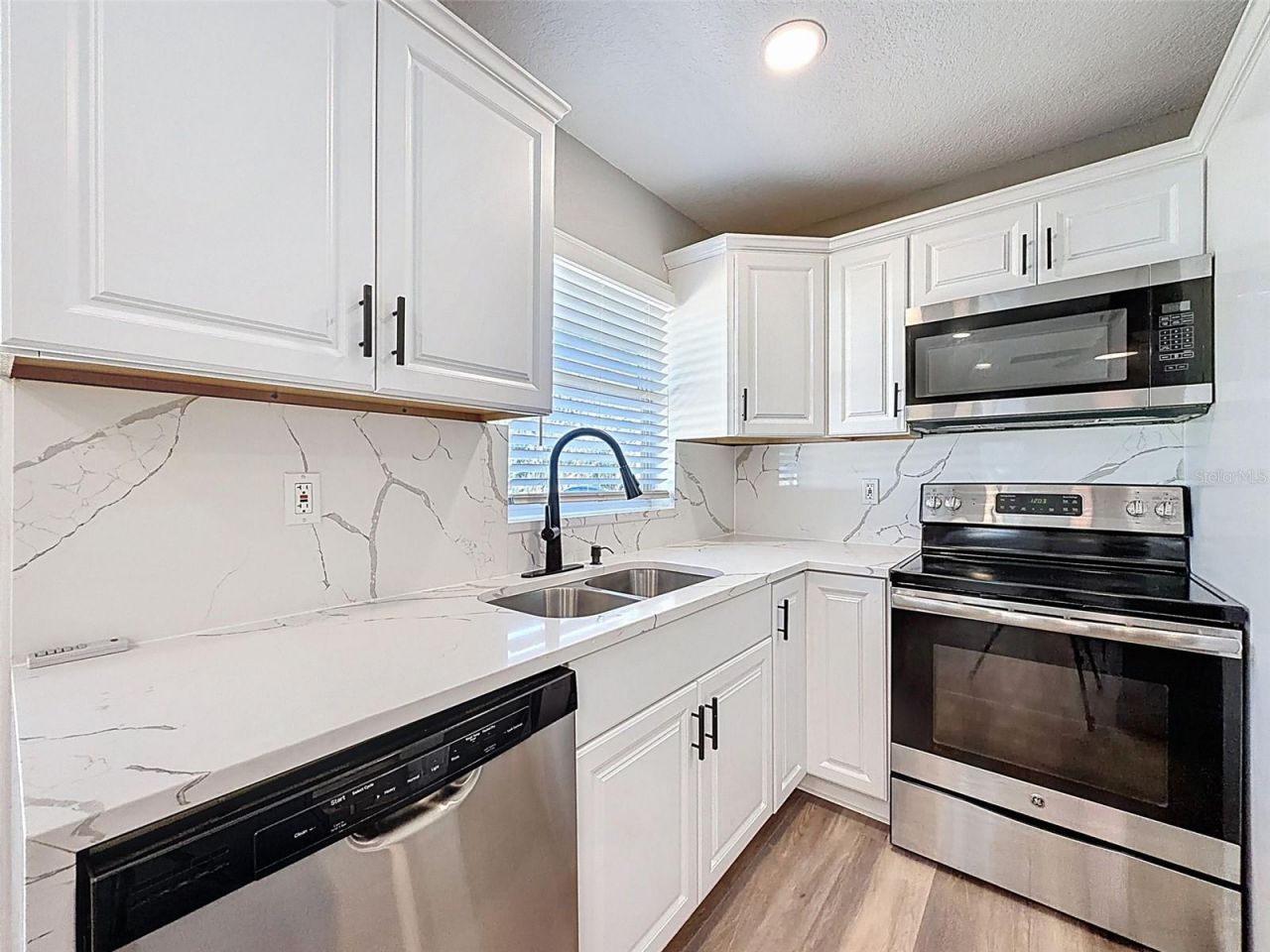 9161 Royal Palm Avenue, New Port Richey, FL 34654 Photo