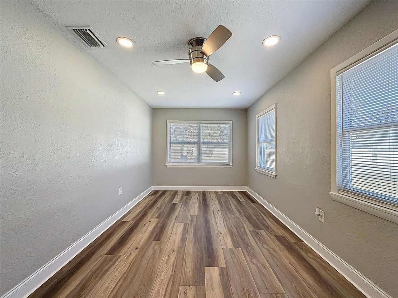 9161 Royal Palm Avenue, New Port Richey, FL 34654 Photo