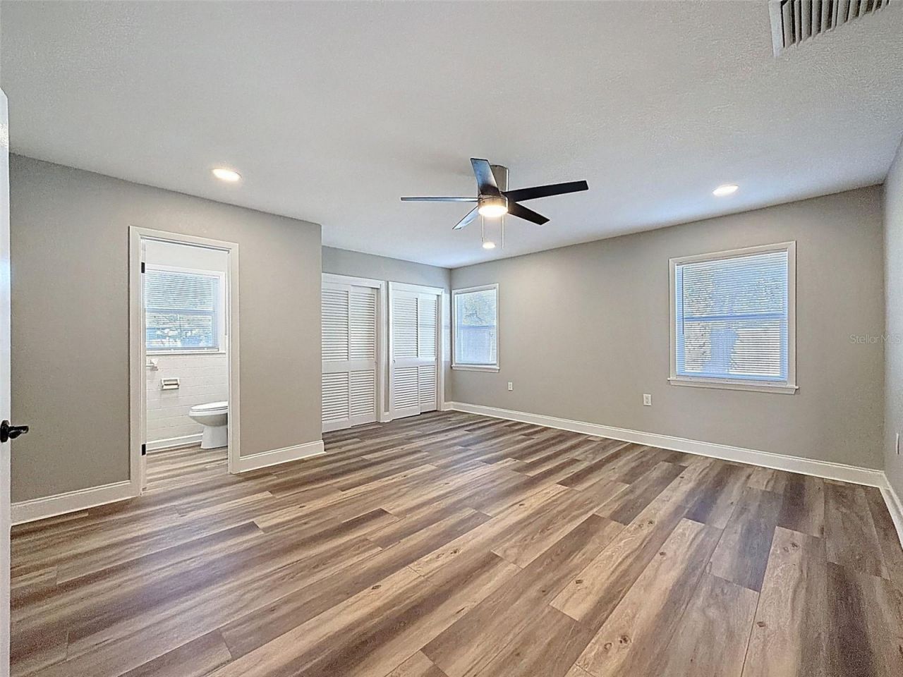 9161 Royal Palm Avenue, New Port Richey, FL 34654 Photo