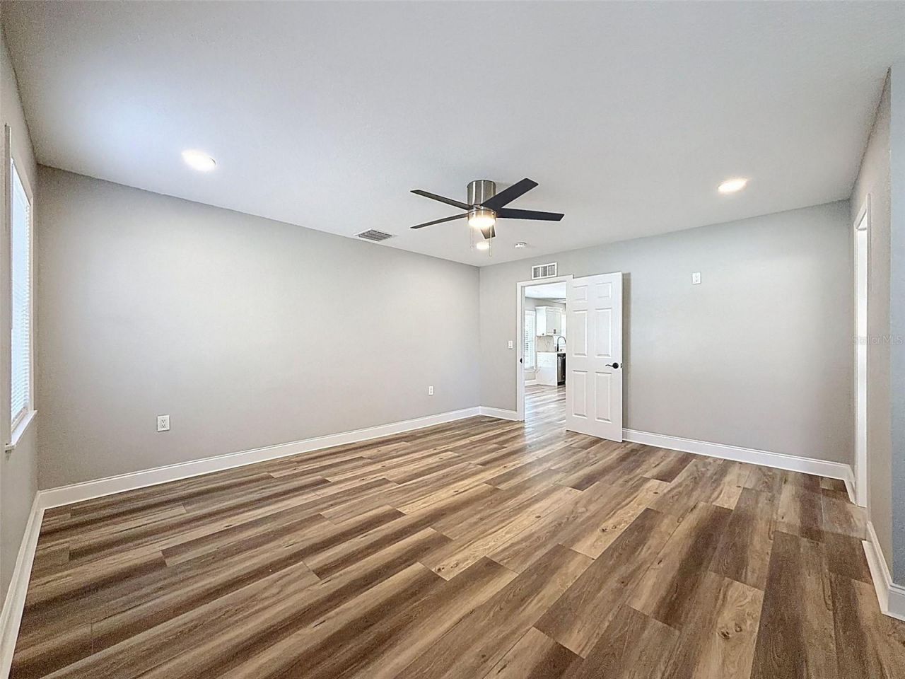 9161 Royal Palm Avenue, New Port Richey, FL 34654 Photo