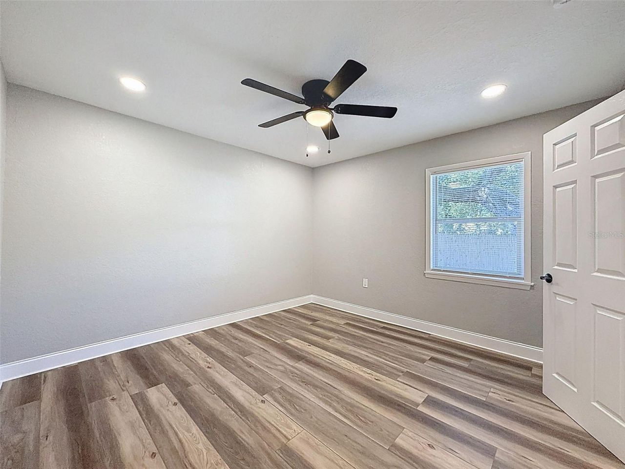 9161 Royal Palm Avenue, New Port Richey, FL 34654 Photo