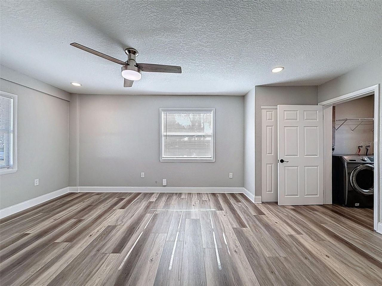 9161 Royal Palm Avenue, New Port Richey, FL 34654 Photo