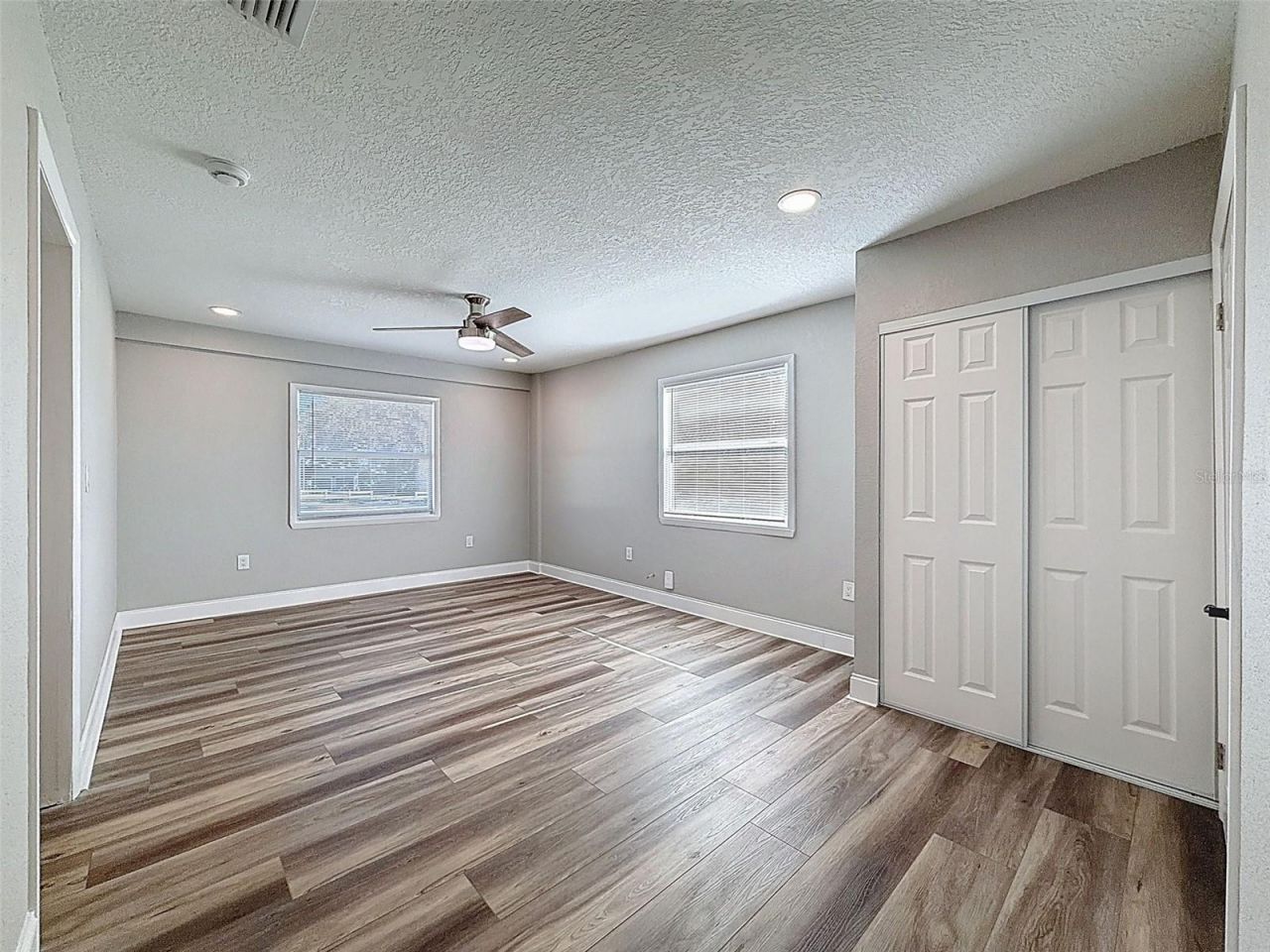 9161 Royal Palm Avenue, New Port Richey, FL 34654 Photo