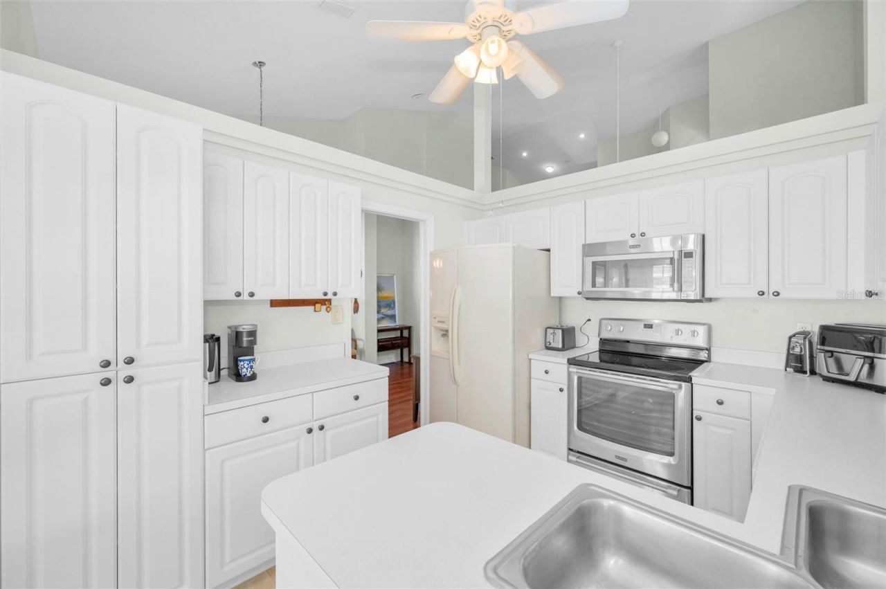3061 Overlook Place, Clearwater, FL 33760 Photo