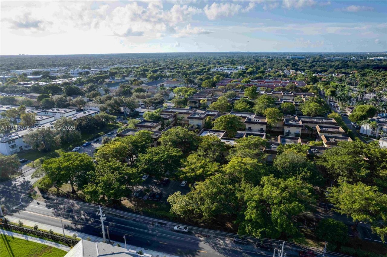 8600 SW 109th Ave, Unit 4-101, Miami, FL 33173 Photo