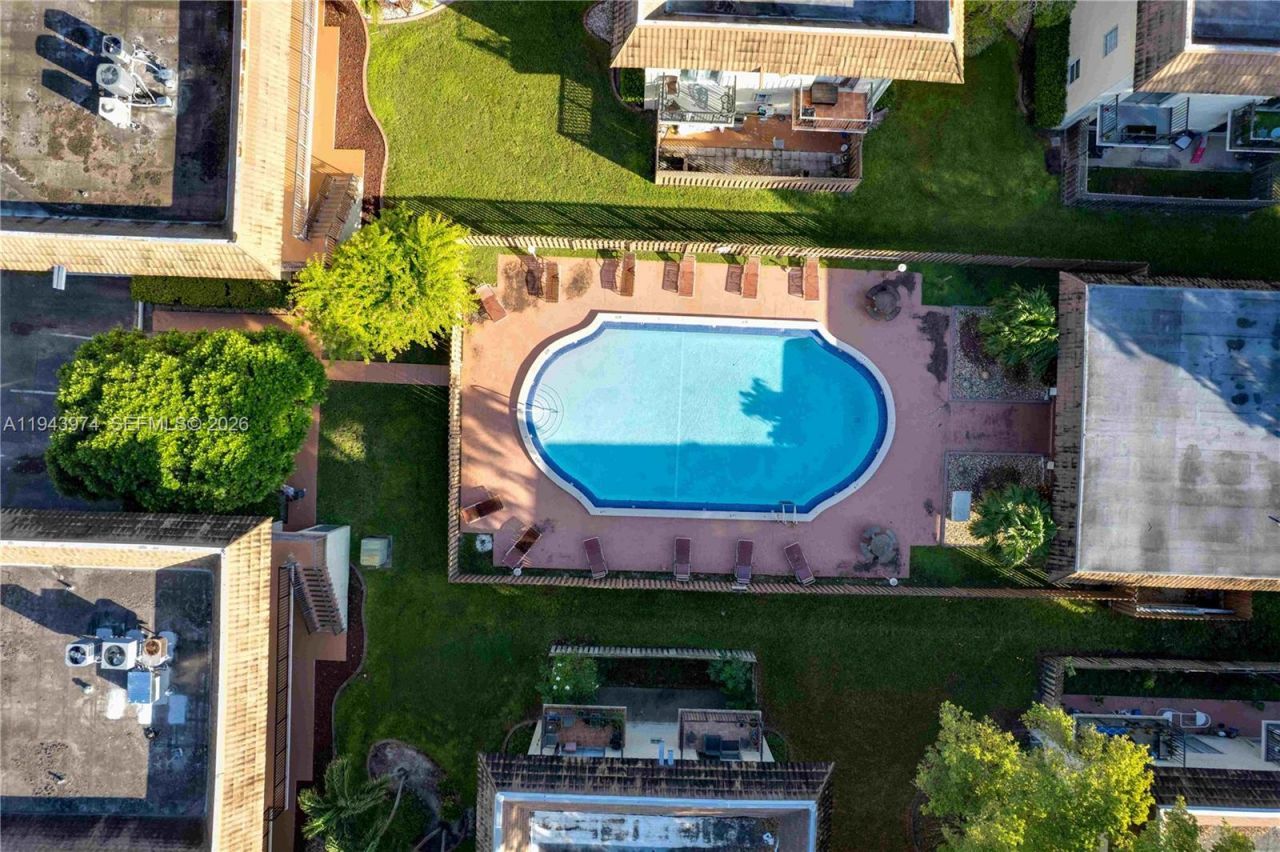 8600 SW 109th Ave, Unit 4-101, Miami, FL 33173 Photo