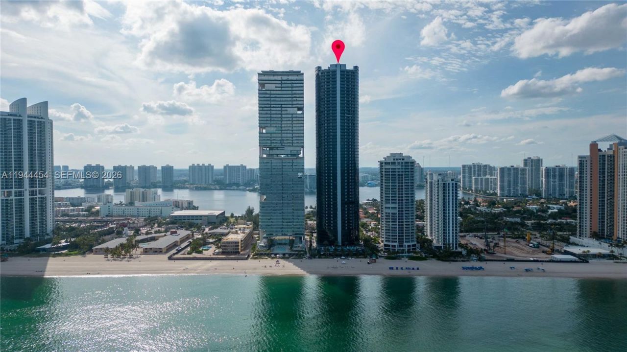18555 Collins Ave , Unit 4601, Sunny Isles Beach, FL 33160 Photo
