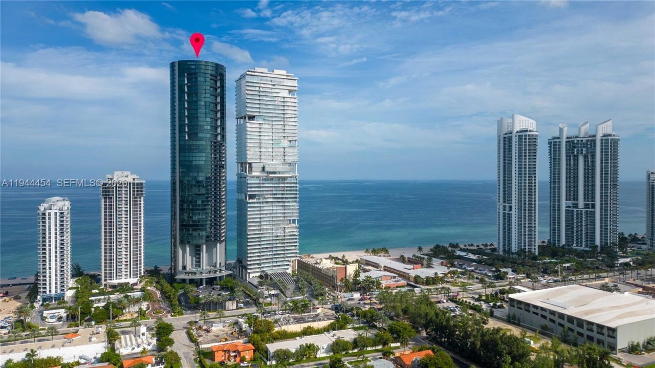 18555 Collins Ave , Unit 4601, Sunny Isles Beach, FL 33160 Photo