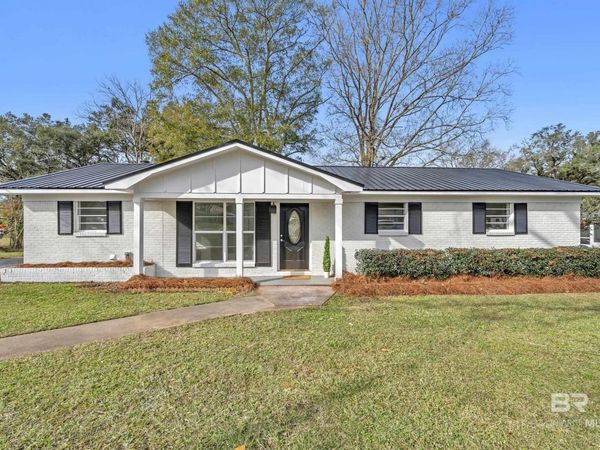 10628 Oak Avenue, Grand Bay, AL 36541