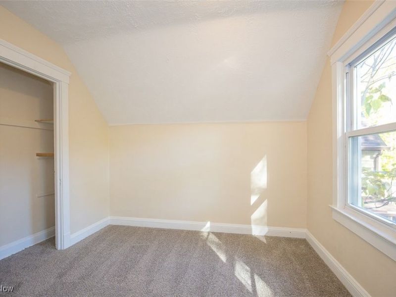 2135 W 103rd Street, Cleveland, OH 44102 Photo 14