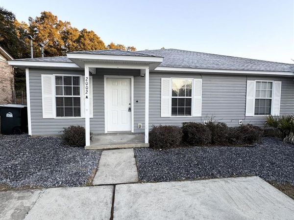 2002 Wyatt Dr, Unit A & B, Pensacola, FL 32514