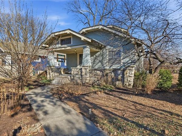 5847 Harrison Street, Kansas City, MO 64110